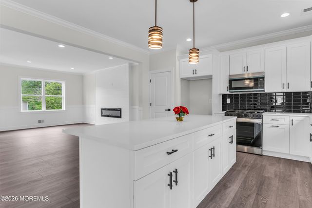 18 Plantation Drive, Little Egg Harbor, NJ 08087