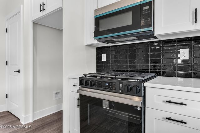 18 Plantation Drive, Little Egg Harbor, NJ 08087