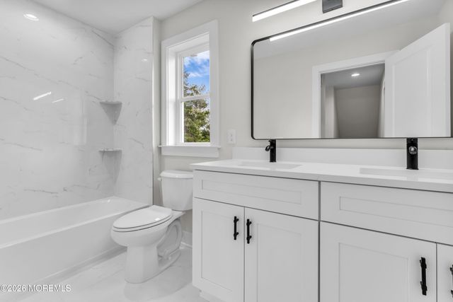 18 Plantation Drive, Little Egg Harbor, NJ 08087