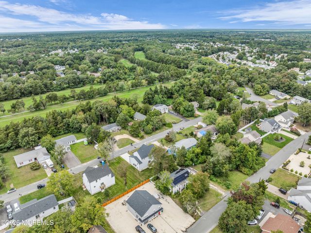 18 Plantation Drive, Little Egg Harbor, NJ 08087