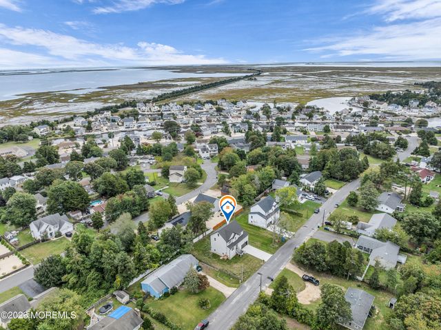 18 Plantation Drive, Little Egg Harbor, NJ 08087