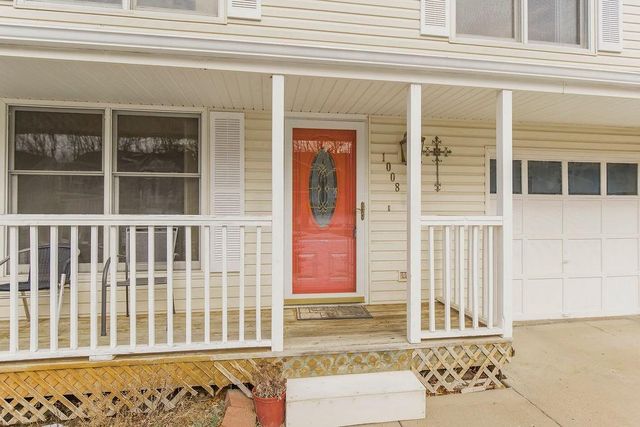 1008 NW 62nd Terrace, Kansas City, MO 64118