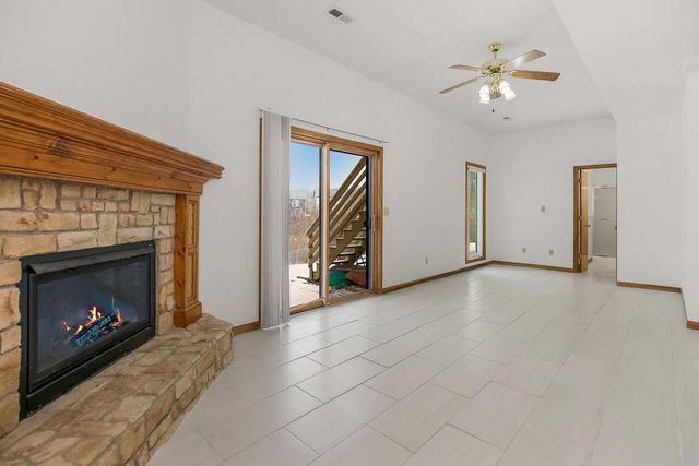 1008 NW 62nd Terrace, Kansas City, MO 64118