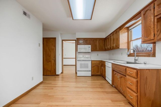 1008 NW 62nd Terrace, Kansas City, MO 64118