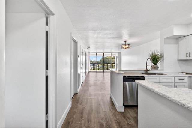 1805 MARINER DRIVE 52, Tarpon Springs, FL 34689