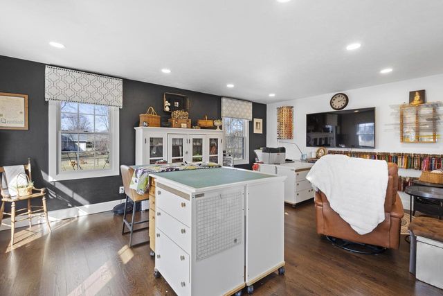 3075 RIDGEWAY DRIVE, Neenah, WI 54956