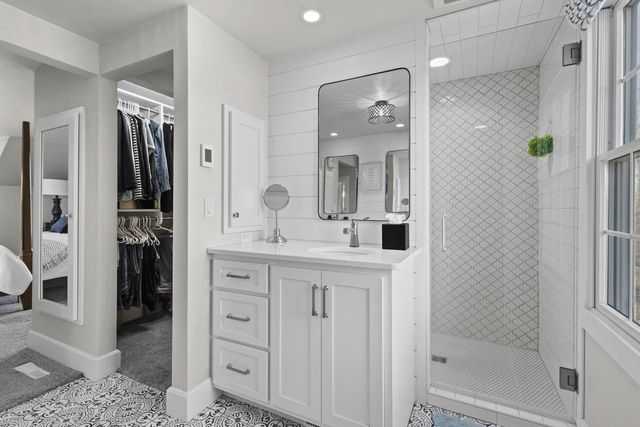 3075 RIDGEWAY DRIVE, Neenah, WI 54956