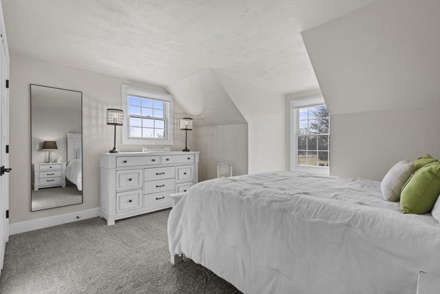 3075 RIDGEWAY DRIVE, Neenah, WI 54956