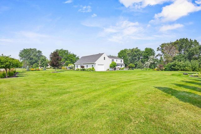 3075 RIDGEWAY DRIVE, Neenah, WI 54956