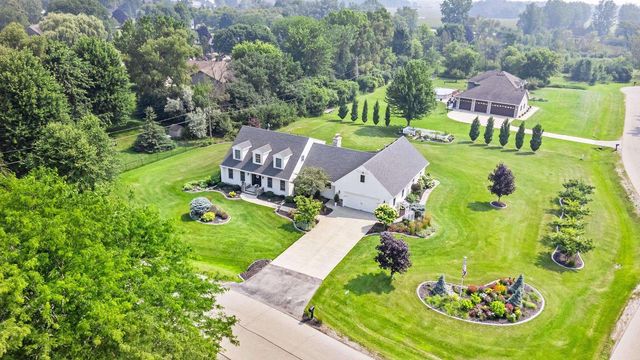 3075 RIDGEWAY DRIVE, Neenah, WI 54956
