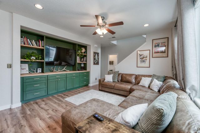 7371 E Fedora Avenue, Fresno, CA 93737