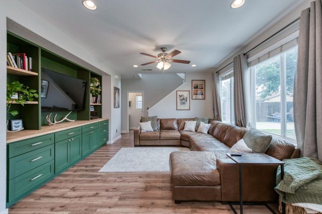7371 E Fedora Avenue, Fresno, CA 93737