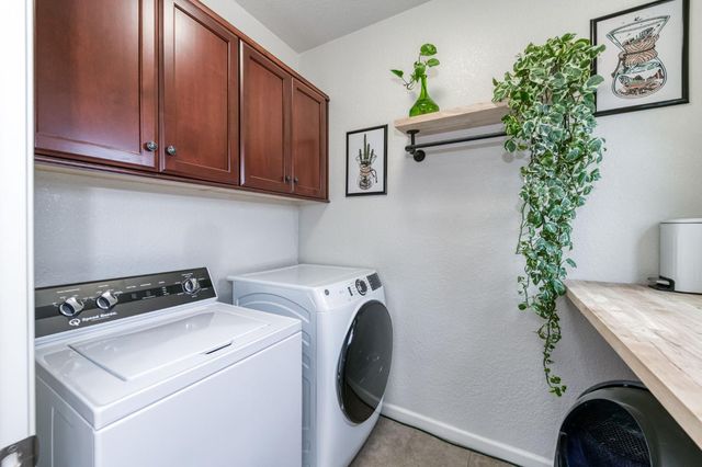 7371 E Fedora Avenue, Fresno, CA 93737