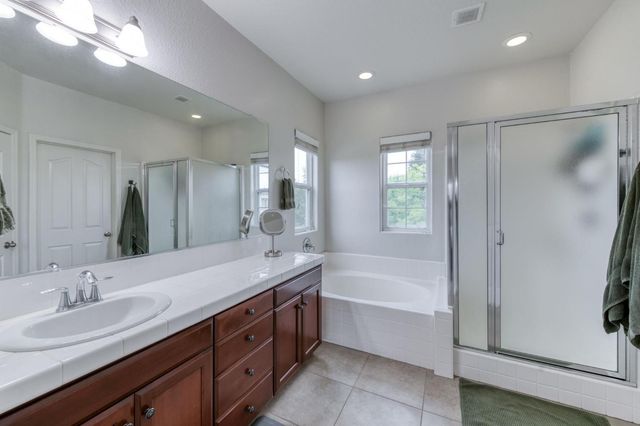 7371 E Fedora Avenue, Fresno, CA 93737