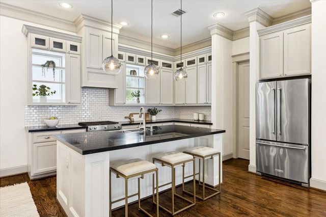 548 Allston Street, Houston, TX 77007