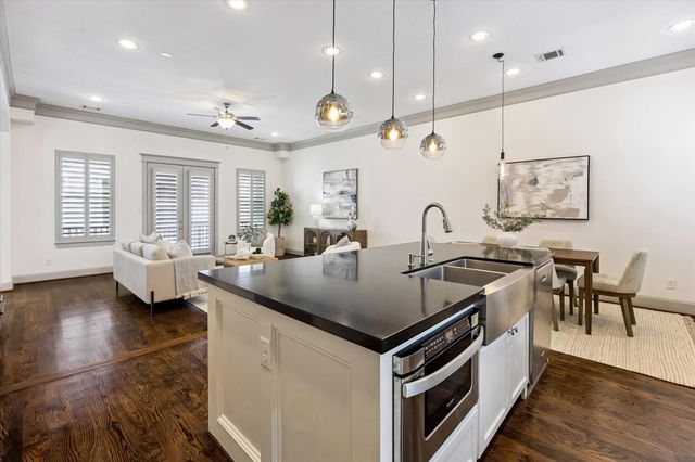 548 Allston Street, Houston, TX 77007