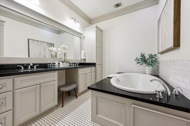 548 Allston Street, Houston, TX 77007