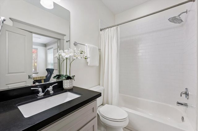 548 Allston Street, Houston, TX 77007