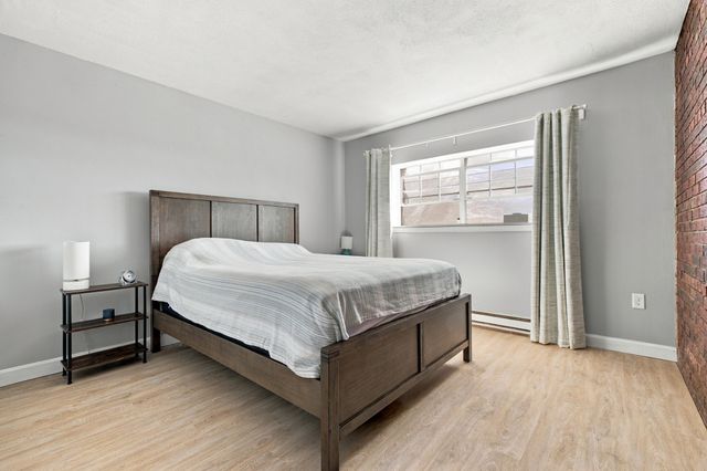 55 Greentree Lane 49, Weymouth, MA 02190