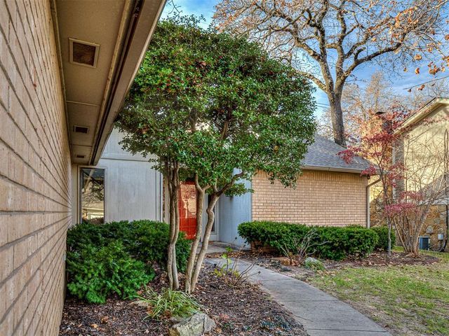 901 S Dover Drive, Edmond, OK 73034