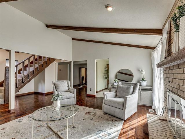 901 S Dover Drive, Edmond, OK 73034