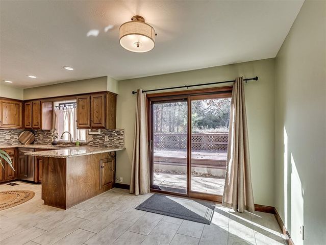 901 S Dover Drive, Edmond, OK 73034