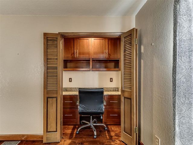 901 S Dover Drive, Edmond, OK 73034