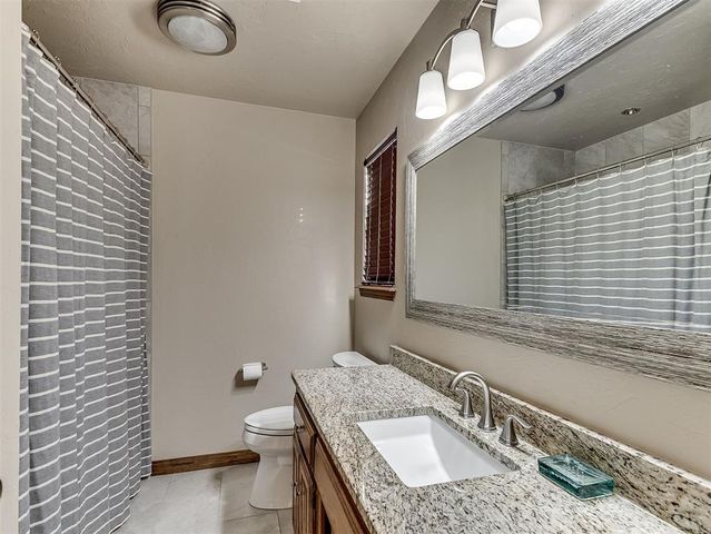 901 S Dover Drive, Edmond, OK 73034