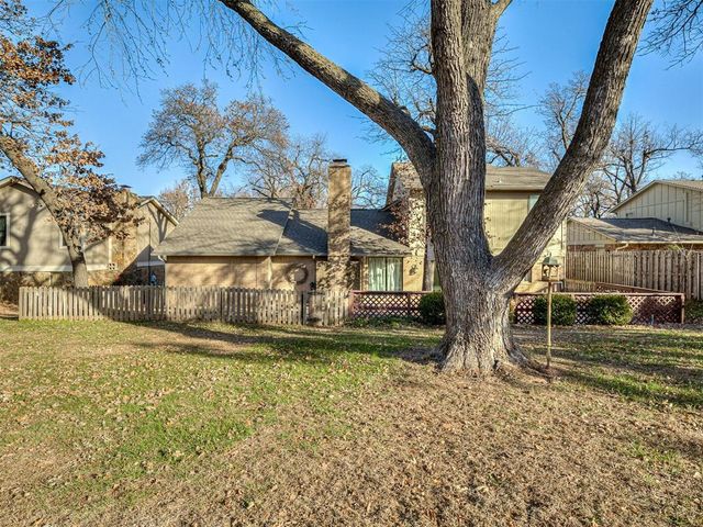 901 S Dover Drive, Edmond, OK 73034