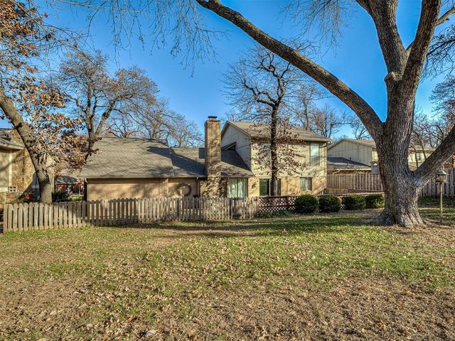 901 S Dover Drive, Edmond, OK 73034