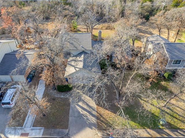 901 S Dover Drive, Edmond, OK 73034