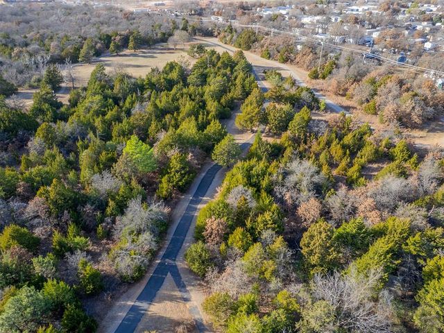 901 S Dover Drive, Edmond, OK 73034