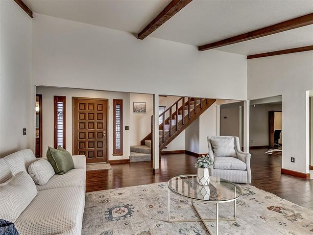 901 S Dover Drive, Edmond, OK 73034