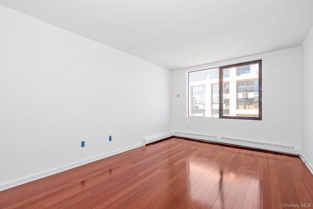 4 Martine Avenue 1120, White Plains, NY 10606