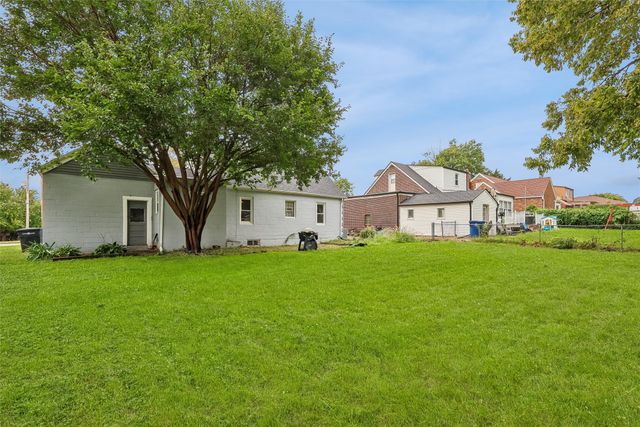 617 Grand Avenue, West Des Moines, IA 50265