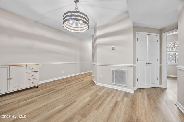 4230 Wilshire Boulevard Apt 301, Wilmington, NC 28403