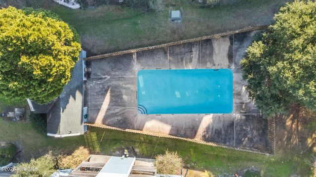 4230 Wilshire Boulevard Apt 301, Wilmington, NC 28403