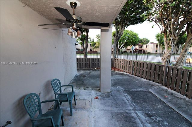 240 W Park Dr 108-4, Miami, FL 33172