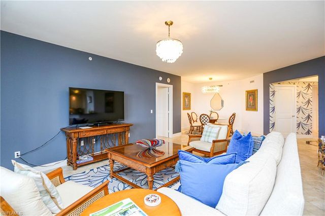 1060 Borghese LN # 603, Naples, FL 34114