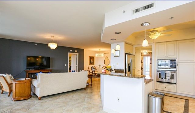 1060 Borghese LN # 603, Naples, FL 34114