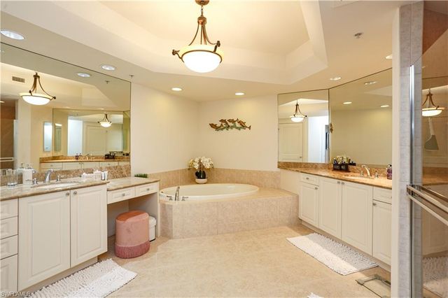 1060 Borghese LN # 603, Naples, FL 34114