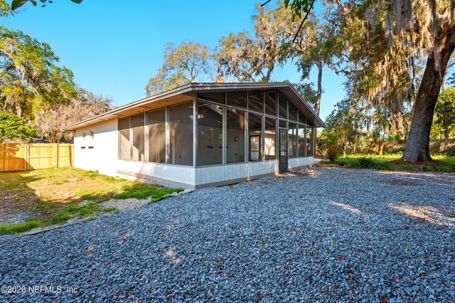 2915 HOLLYBAY Road, Orange Park, FL 32073