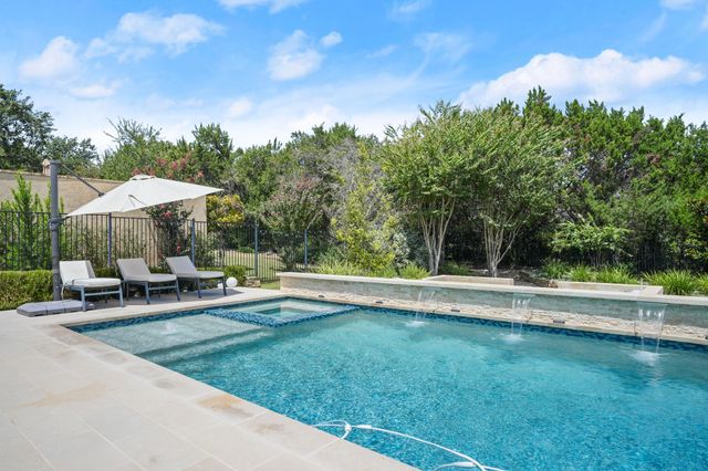 116 Desert Forest CT, Austin, TX 78738