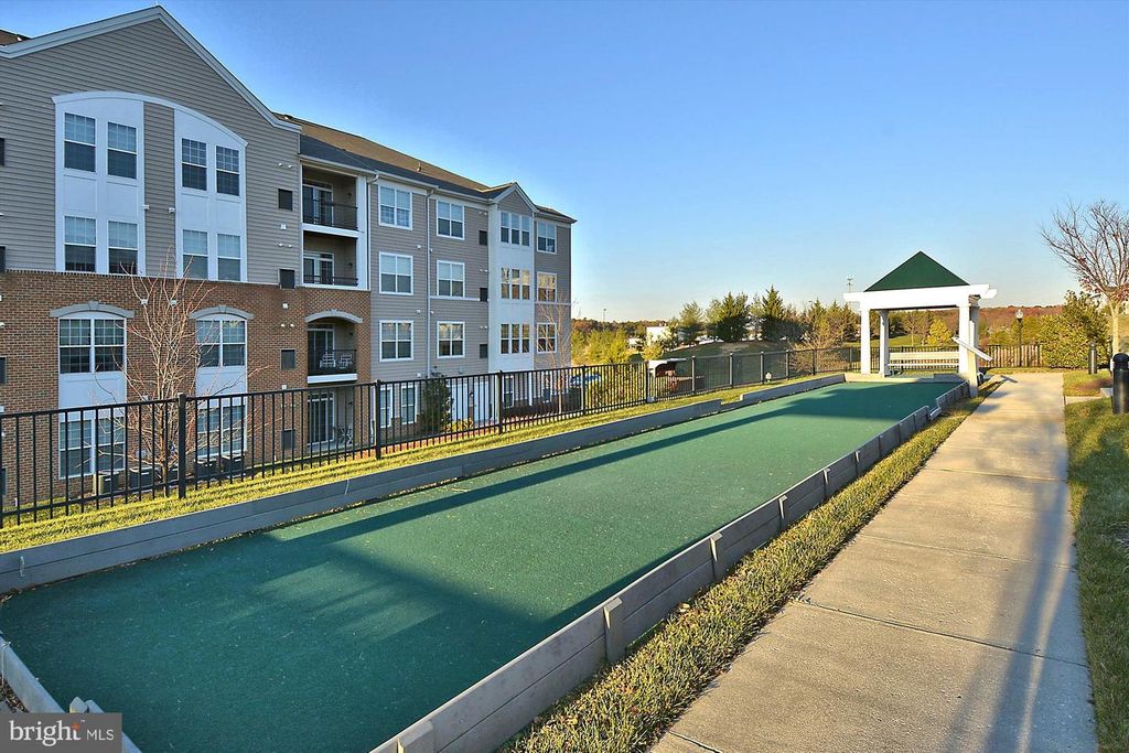 8615 Wandering Fox Trl Unit 404, Odenton, MD 21113