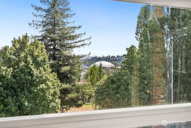 2353 Yakima Court, Tacoma, WA 98405