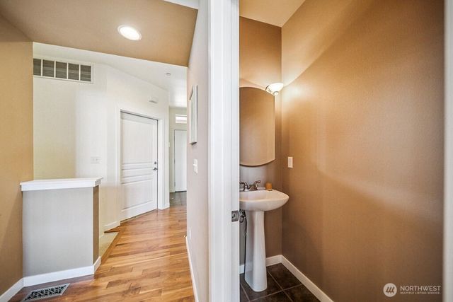 2353 Yakima Court, Tacoma, WA 98405