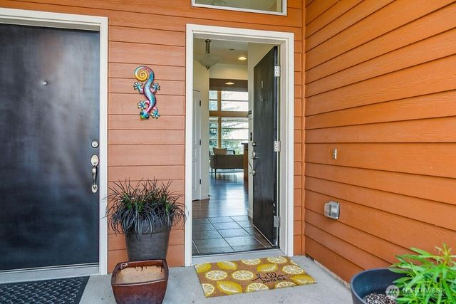 2353 Yakima Court, Tacoma, WA 98405