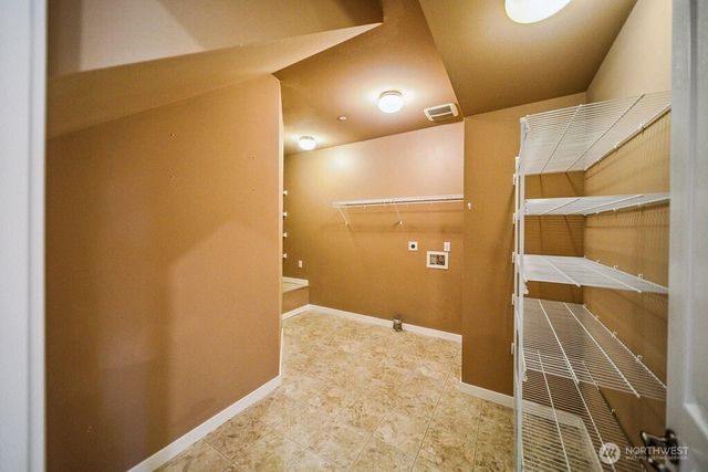 2353 Yakima Court, Tacoma, WA 98405