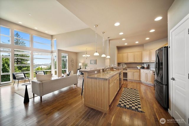 2353 Yakima Court, Tacoma, WA 98405