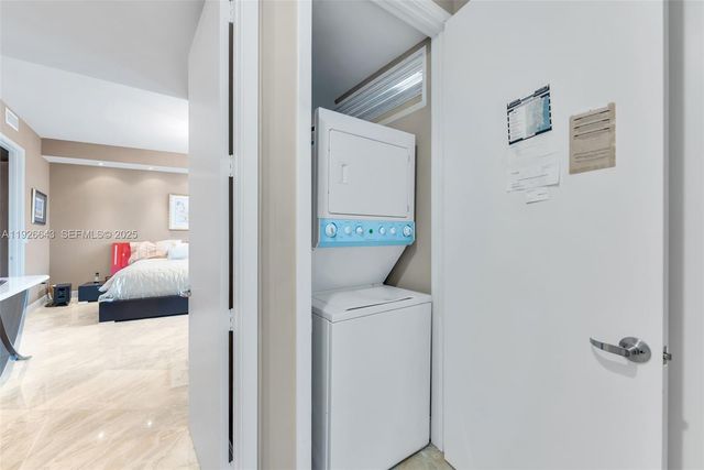 18201 Collins Ave 3907, Sunny Isles Beach, FL 33160